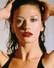 Catherine Zeta-Jones - wallpaper preview