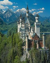 Neuschwanstein - wallpaper preview