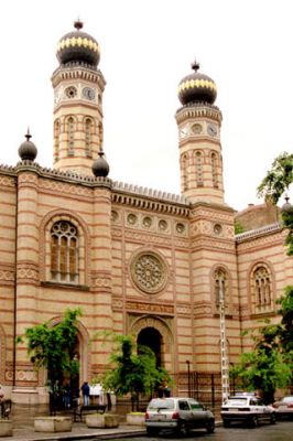 Synagogue - Budapest - wallpaper preview
