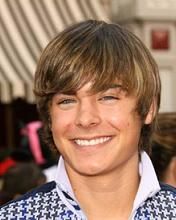 Zac Efron - wallpaper preview