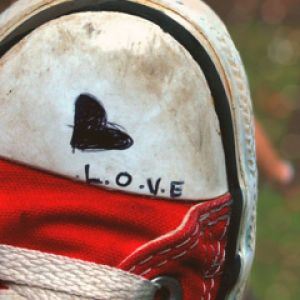 Sneaker'deki Kalp