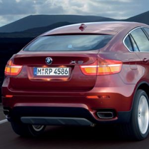 BMW X6 Arka Görünüm