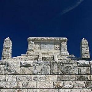 Antik Taş Yapı