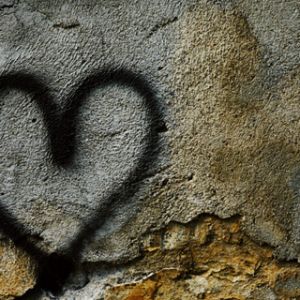 Duvar Üzerindeki Graffiti Kalp