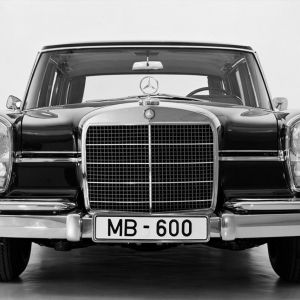 Klasik Mercedes-Benz 600