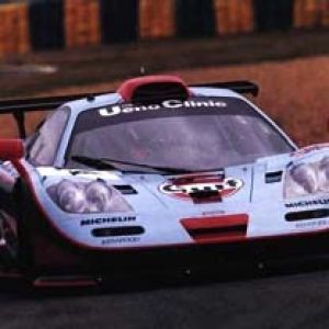 McLaren F1 Yarış Arabası