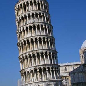 Eğik Pisa Kulesi