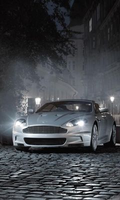 Aston Martin Gece Sürüşü - wallpaper preview