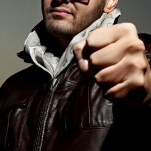 Şık Müzik Sanatçısı