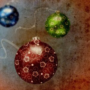 Renkli Noel Süsleri