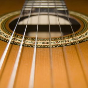 Akustik Gitarın Yakın Çekimi