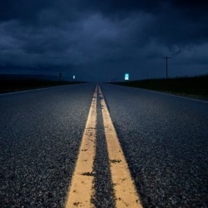 Gece Yalnız Yol