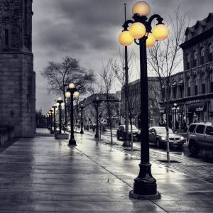 Şehir Caddesi Alacakaranlıkta