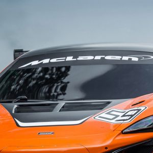 McLaren Yarış Arabası Duvar Kağıdı
