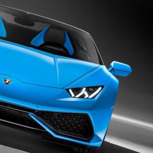 Mavi Lamborghini Huracán